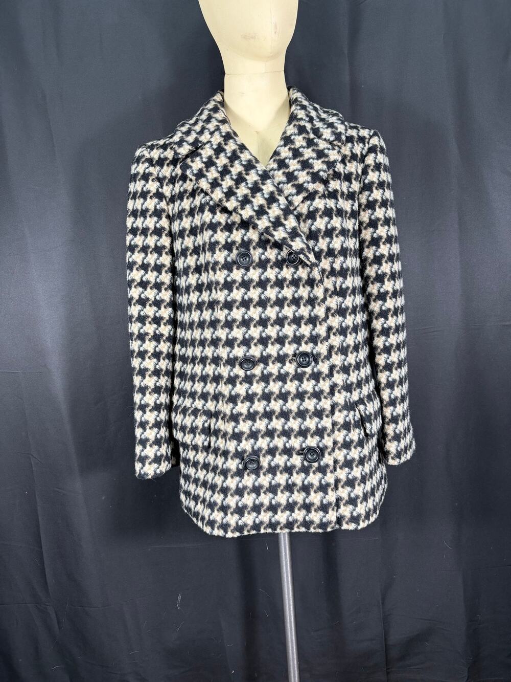 Vintage Women’s Warren of Stafford Wool Houndstooth Coat Double Breasted Coat